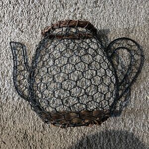 Wire Teapot Wall Decor